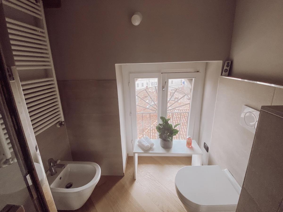Historic Center Charming Apartment Free Wi-Fi Savigliano Exteriér fotografie