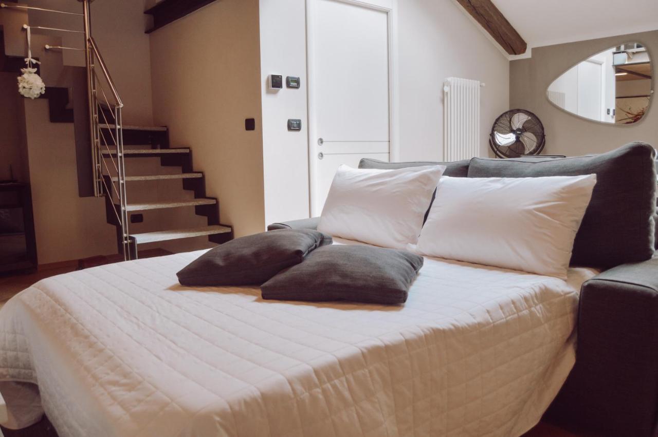 Historic Center Charming Apartment Free Wi-Fi Savigliano Exteriér fotografie